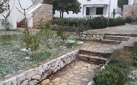Villa Iris